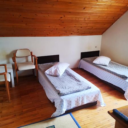 Enjoy Hostel Cluj-Napoca Ngoại thất bức ảnh