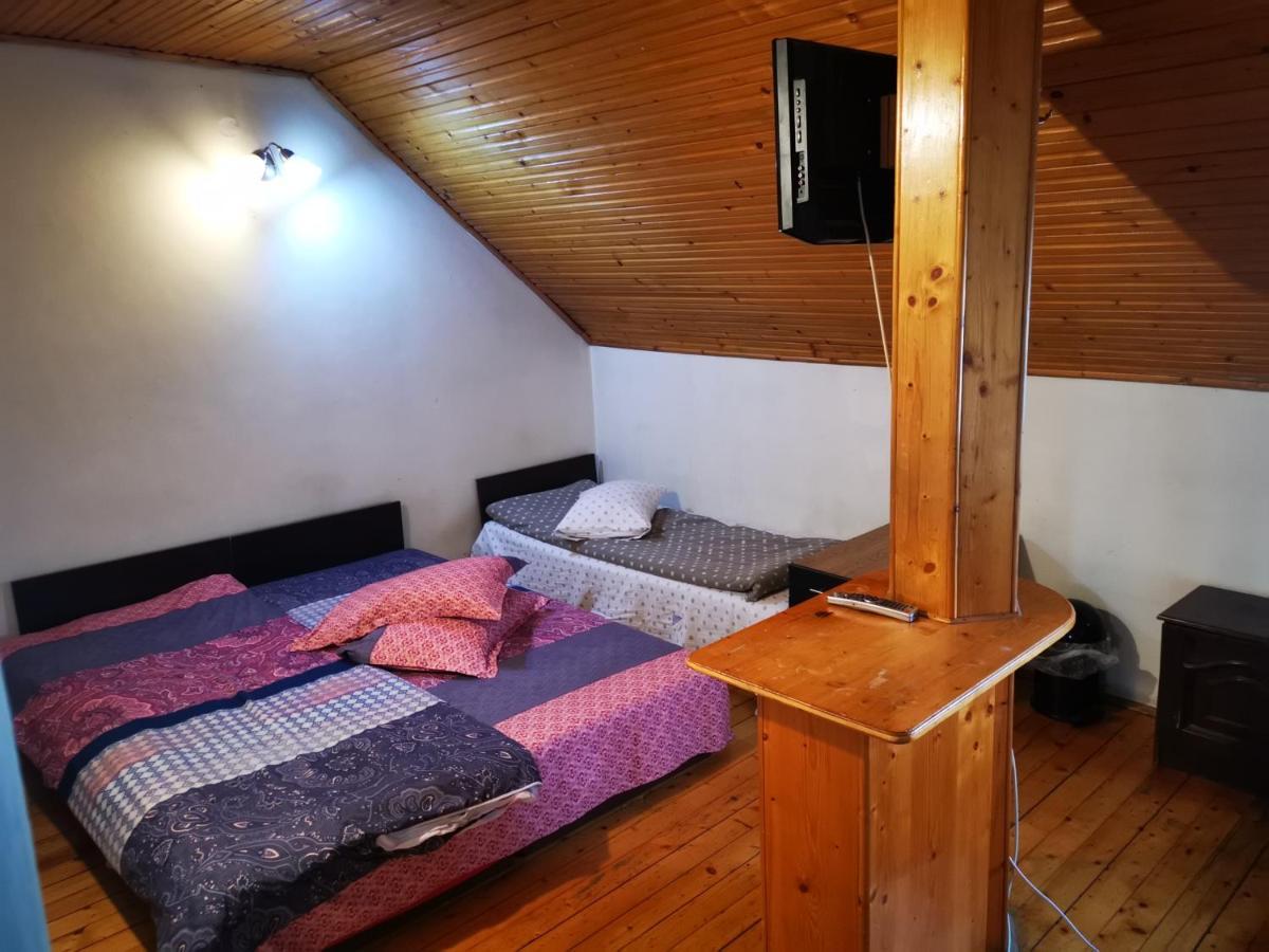 Enjoy Hostel Cluj-Napoca Ngoại thất bức ảnh